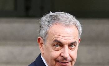 Expresidente español Zapatero dice que joyas incautadas fueron un "regalo de cortesía" | Zapatero