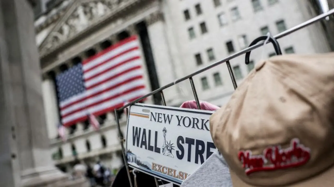 Wall Street cae tras resultados de grandes tecnológicas que reavivan preocupación sobre gasto en IA