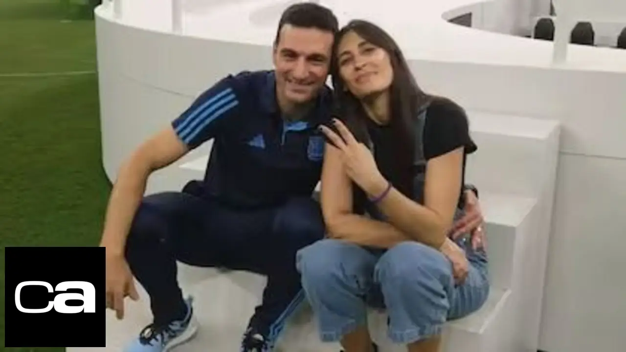 Lionel Scaloni y su esposa.
