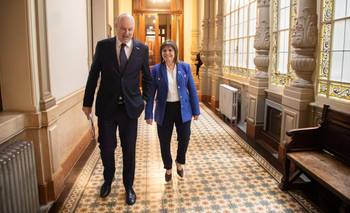Tras reunirse con Sturzenegger, Bullrich dijo que "va a salir" la ley de venta de tierras | Congreso
