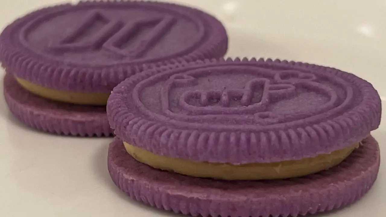 Galletitas Oreo violetas
