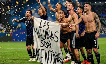 Malvinas en el corazón: la imprenta de Boedo que estampa gratis el sentimiento nacional | Islas malvinas