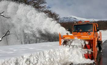Emergencia climática en la cordillera: familias aisladas y rutas bloqueadas por la nieve | Temporal 