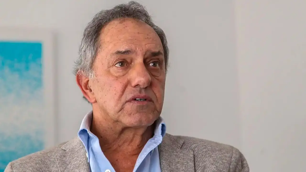 Entradera a Daniel Scioli: una banda ingresó con armas y máscaras de payasos en Villa La Ñata