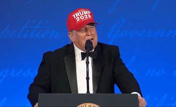 Trump bromeó con su reelección ante los periodistas de la Casa Blanca | Estados unidos