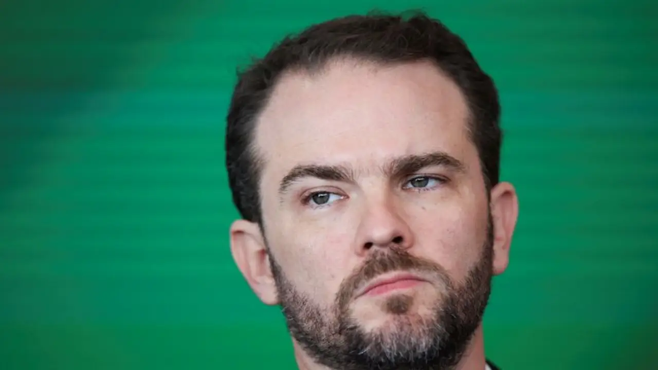 El ministro de Economía de Brasil llamó "payaso" a Javier Milei tras sus ataques a Lula