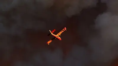 Enormes incendios forestales de Europa ponen a prueba capacidad de aviones cisterna, según Avincis Enormes incendios forestales de Europa ponen a prueba capacidad de aviones cisterna, según Avincis