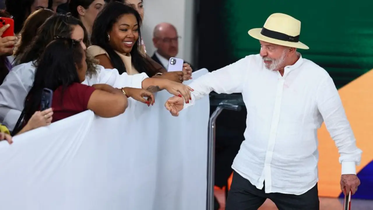 Lula lidera la intención de voto en Brasil para un eventual balotaje frente a Flavio Bolsonaro