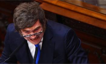 Milei, complicado: más de la mitad de los argentinos quiere "un cambio" en 2027 | Encuestas