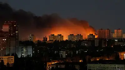 Rusia dice que sus ataques nocturnos contra Ucrania han alcanzado fábricas militares y tres buques Rusia dice que sus ataques nocturnos contra Ucrania han alcanzado fábricas militares y tres buques