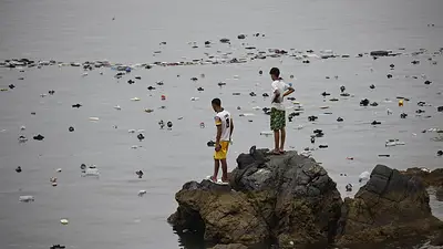 Sube a 57 los inmigrantes muertos durante la entrada masiva a Ceuta Sube a 57 los inmigrantes muertos durante la entrada masiva a Ceuta