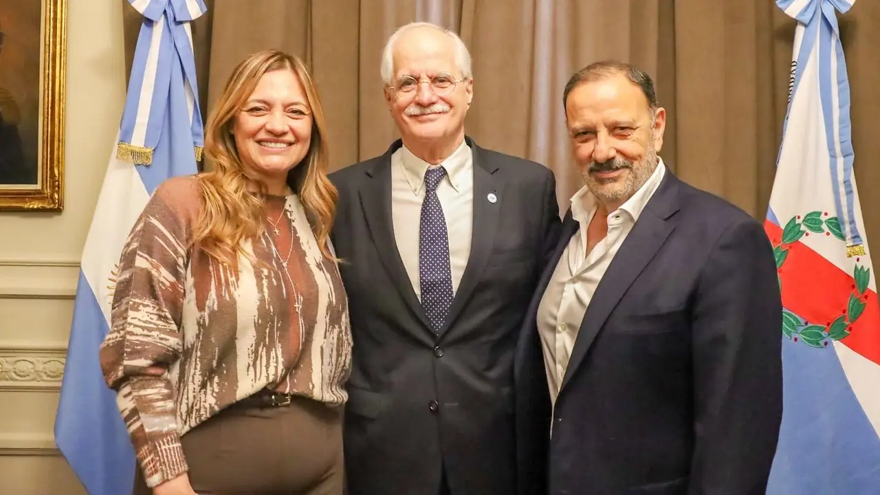 Quintela recibió a referentes del peronismo en la previa del homenaje por los 50 años del martirio de Angelelli