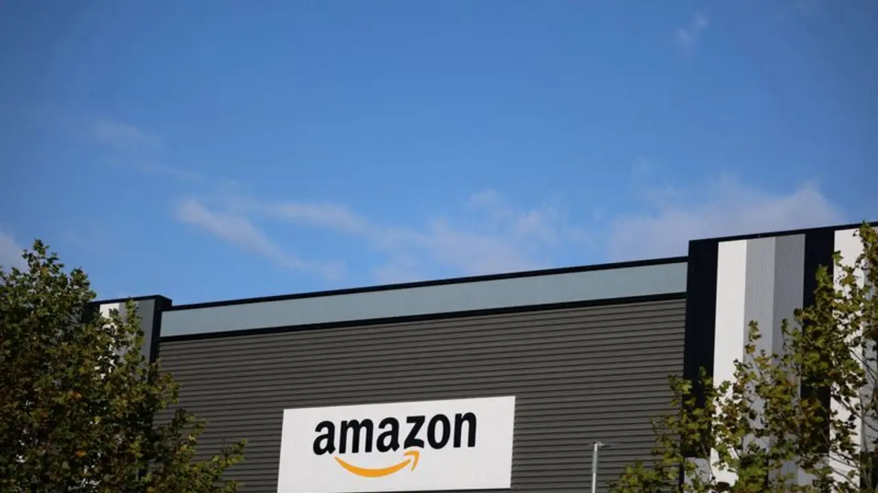 Amazon, demandada por consumidores por afirmaciones sobre sostenibilidad de los productos del mar