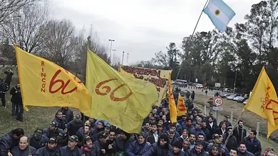 Línea 60: Tomada exhortó a ambas partes a normalizar el servicio Línea 60: Tomada exhortó a ambas partes a normalizar el servicio