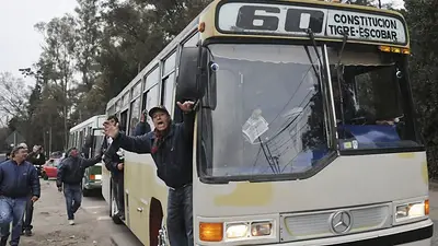 Línea 60: No hubo acuerdo y amenazan con cortar accesos a la Ciudad Línea 60: No hubo acuerdo y amenazan con cortar accesos a la Ciudad