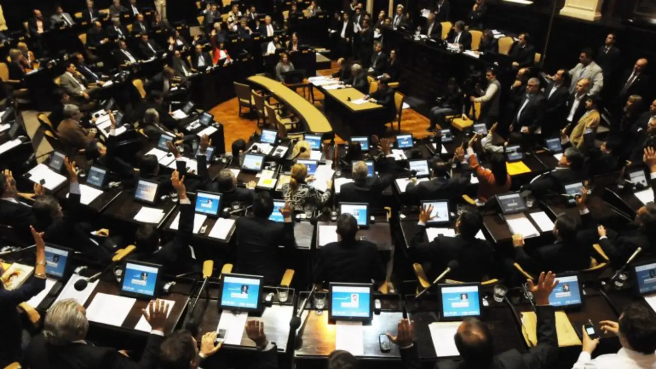 La pelea por la Legislatura bonaerense: casi 1500 precandidatos para 70 bancas