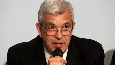 Domínguez admite que la denuncia contra Aníbal "beneficia a la oposición" Domínguez admite que la denuncia contra Aníbal "beneficia a la oposición"