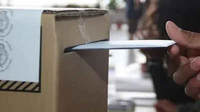 Elecciones 2015: argentinos en el exterior y presos sin condena podrán votar en las PASO Elecciones 2015: argentinos en el exterior y presos sin condena podrán votar en las PASO