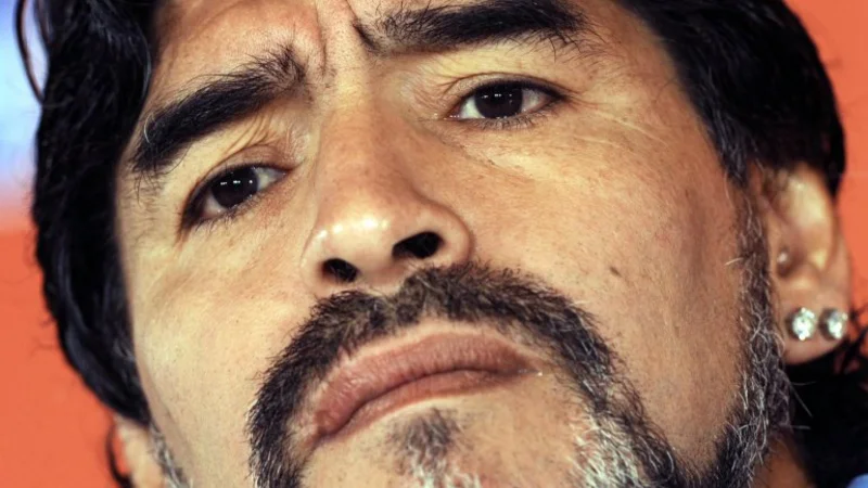 PASO 2015: "Yo, Diego Maradona, voto a Daniel Scioli"