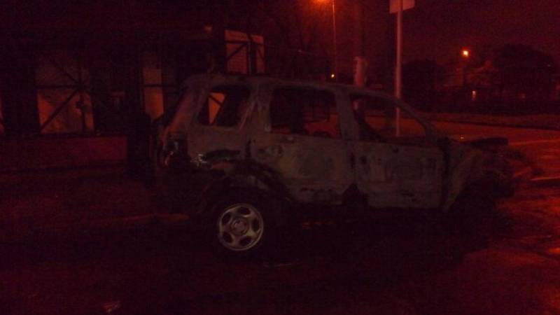 Incendiaron la camioneta del Pollo Sobrero