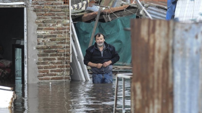 Funcionarios nacionales se trasladan a las zonas inundadas
