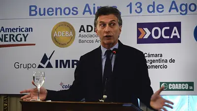 El oficialismo advierte que la liberación del tipo de cambio provocará una "maxidevaluación" El oficialismo advierte que la liberación del tipo de cambio provocará una "maxidevaluación"
