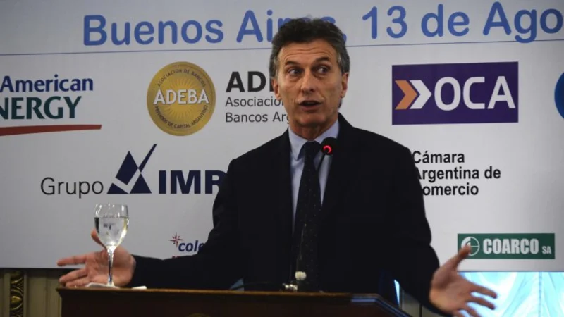 El oficialismo advierte que la liberación del tipo de cambio provocará una "maxidevaluación"