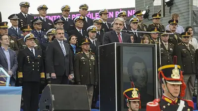 Aníbal F.: "San Martín fue un cóndor y es bueno recordarlo en tiempos de buitres" Aníbal F.: "San Martín fue un cóndor y es bueno recordarlo en tiempos de buitres"