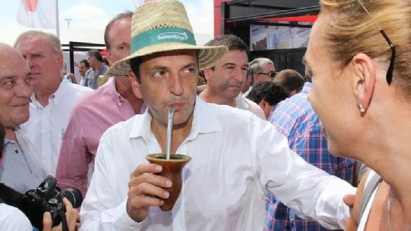 Elecciones 2015: tras el polémico video, Massa calificó a quienes lo increparon como "militontos"