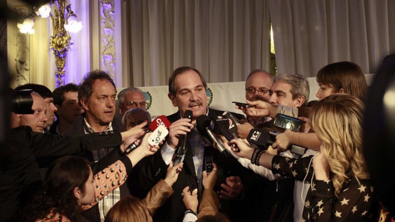 Elecciones en Tucumán: Alperovich propuso volver a votar donde se quemaron las 42 urnas