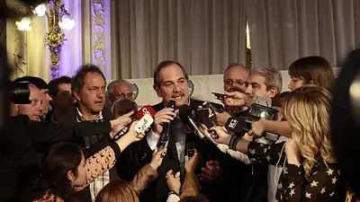 Elecciones en Tucumán: Alperovich propuso volver a votar donde se quemaron las 42 urnas Elecciones en Tucumán: Alperovich propuso volver a votar donde se quemaron las 42 urnas