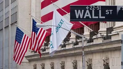 Lunes negro: Wall Street opera en baja y las bolsas Europa cerró con fuertes caídas Lunes negro: Wall Street opera en baja y las bolsas Europa cerró con fuertes caídas