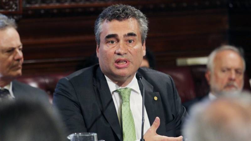 Vanoli, a favor de un "pacto social" para discutir tarifas y salarios