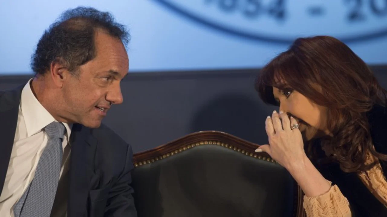 En la Bolsa, Cristina dijo que el Frente para la Victoria puede "garantizar la certeza y la previsión"