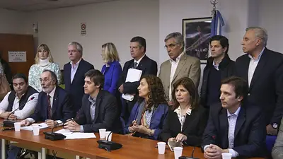 A dos meses de los comicios, la oposición volvió a pedir por una "boleta única" A dos meses de los comicios, la oposición volvió a pedir por una "boleta única"