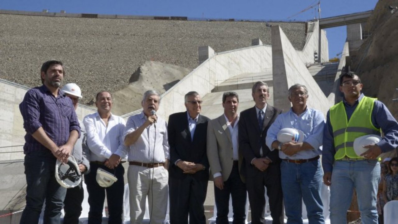 Cristina, De Vido y Gioja anunciaron obras en la represa Punta Negra de San Juan