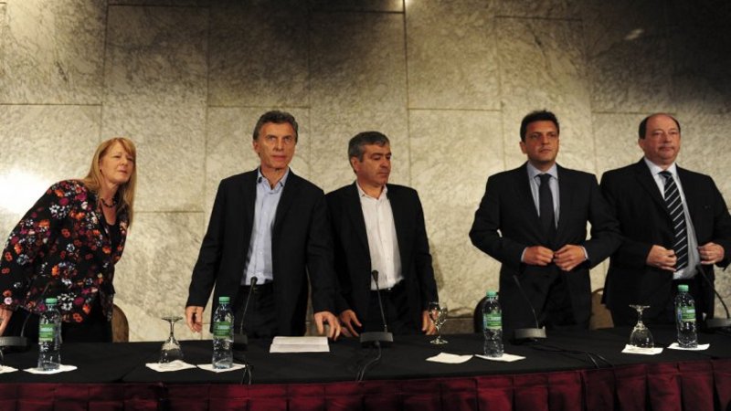 Los intereses del Círculo Rojo aglutinan a los opositores