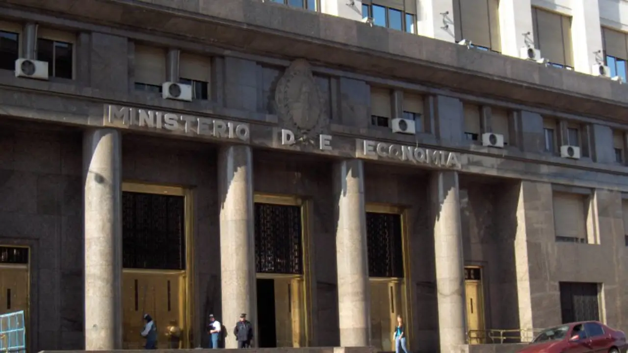 El Gobierno sale a buscar 3.000 millones de pesos con otro tramo de los Bonac