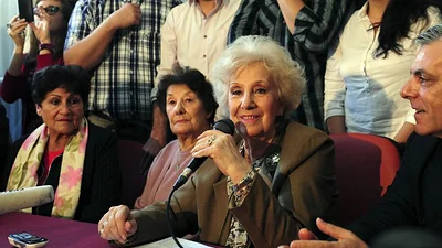 Estela de Carlotto: "El derecho a la identidad se recupera una vez más en este país" Estela de Carlotto: "El derecho a la identidad se recupera una vez más en este país"