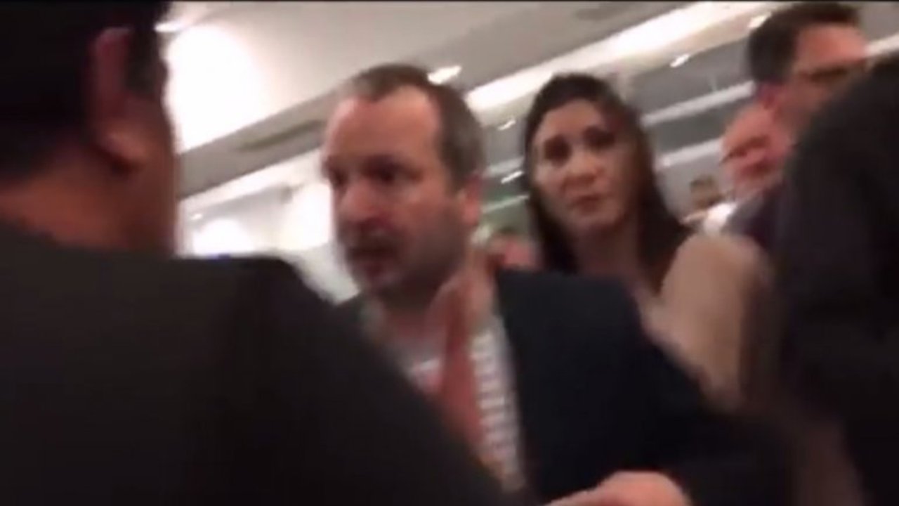 Uno de los sujetos que escrachó a Sabbatella es integrante del PRO en Pilar