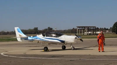 Por primera vez en 20 años, voló con éxito un avión fabricado en Argentina Por primera vez en 20 años, voló con éxito un avión fabricado en Argentina