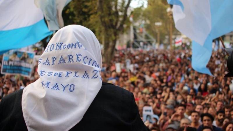 Después del insulto de Macri, las Madres de Plaza de Mayo realizarán su ronda 2 mil