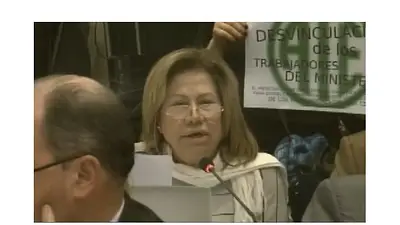 Camaño cruzó a Aranguren por beneficiar a Shell con el tarifazo Camaño cruzó a Aranguren por beneficiar a Shell con el tarifazo