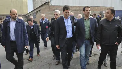 Acusan a los fiscales que denunciaron a Cristina de ser funcionales al macrismo Acusan a los fiscales que denunciaron a Cristina de ser funcionales al macrismo