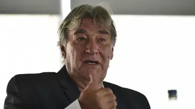 El presidente de la AFA anunció el final del Fútbol para Todos El presidente de la AFA anunció el final del Fútbol para Todos