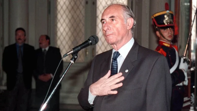 Hasta De la Rúa criticó el error del Gobierno con el tarifazo