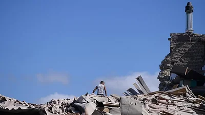 Al menos 73 personas muertas y decenas de desaparecidos por un terremoto en Italia Al menos 73 personas muertas y decenas de desaparecidos por un terremoto en Italia
