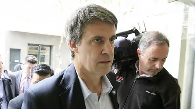 Sigue la emisión descontrolada de deuda por casi 3 mil millones de dólares Sigue la emisión descontrolada de deuda por casi 3 mil millones de dólares