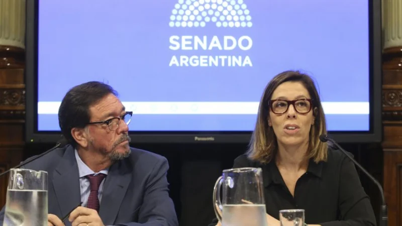 Alonso propone el "artículo Odebrecht" en el proyecto de responsabilidad empresaria