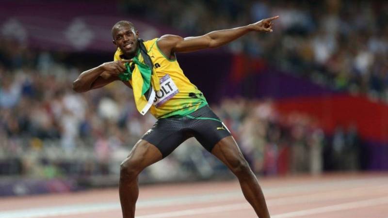 Usain Bolt llegó a la final de los 100 metros y se retira luchando por el oro